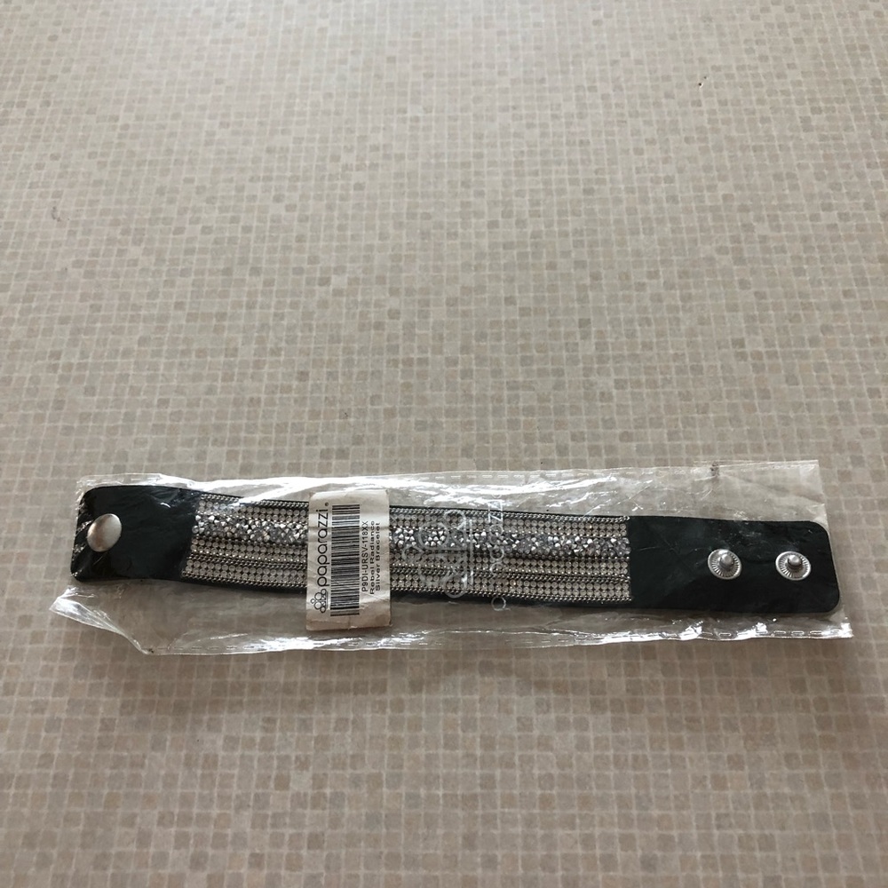 Women’s bracelet